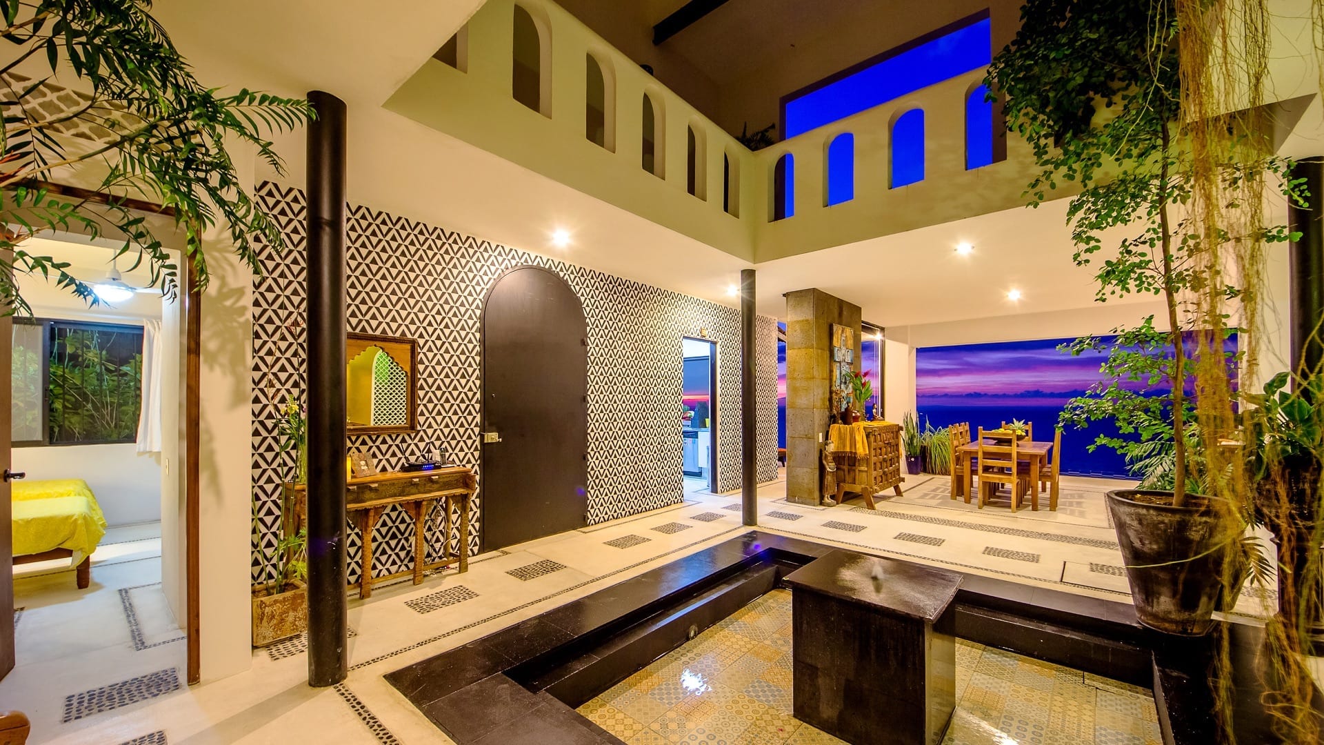 Punta del Cielo, 6 Bedrooms