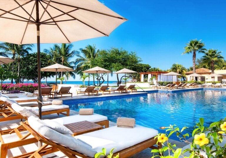 Explore Luxury Punta Mita Beach Clubs & Lavish Villa Rentals