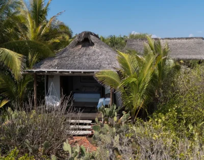 Bungalow Arena – Los Guajes