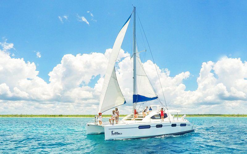 catamaran riviera maya