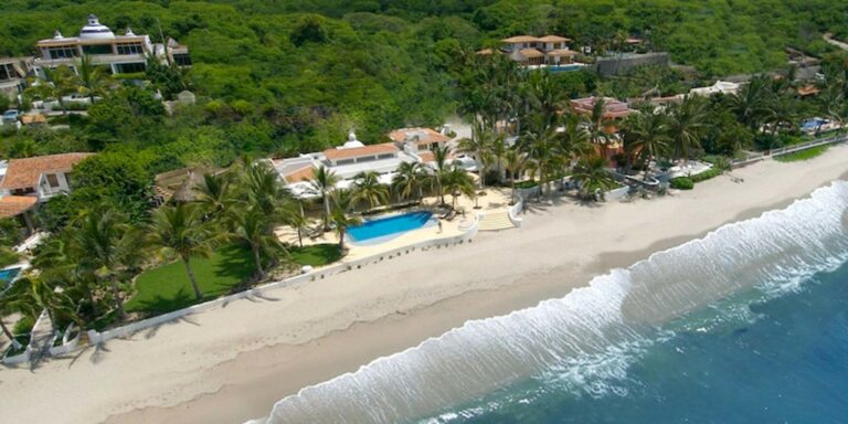 Villa Ananda beachfront house, pool and shoreline viewed from above — Punta de Mita, Nayarit, Mexico