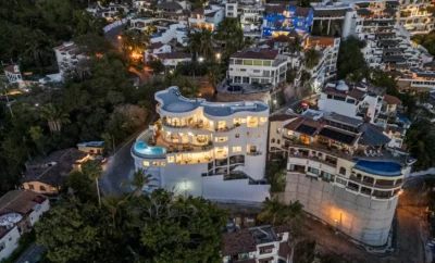 Casa Paakat