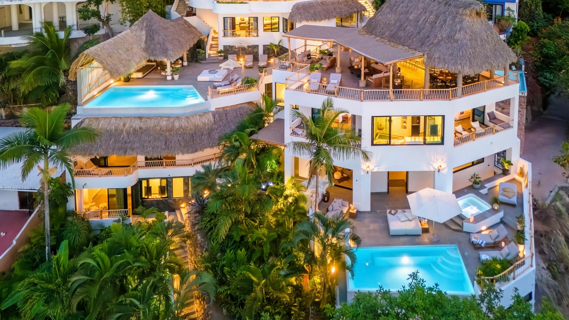 Luxury staffed villa with infinity pool overlooking Banderas Bay in Puerto Vallarta