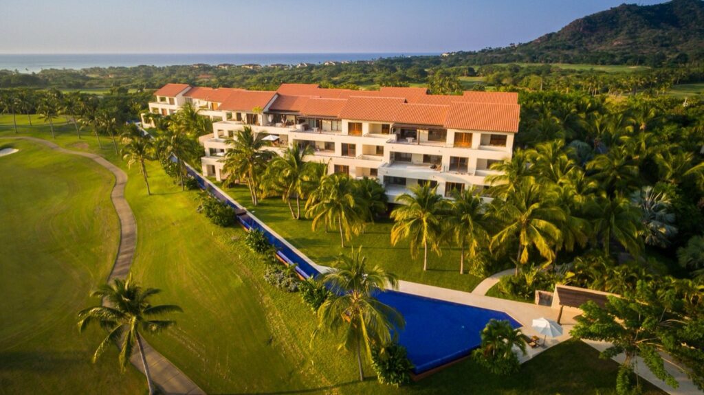 Condo Terazzas P23 aerial view of the residence with pool and golf course — Punta Mita Nayarit, Mexico