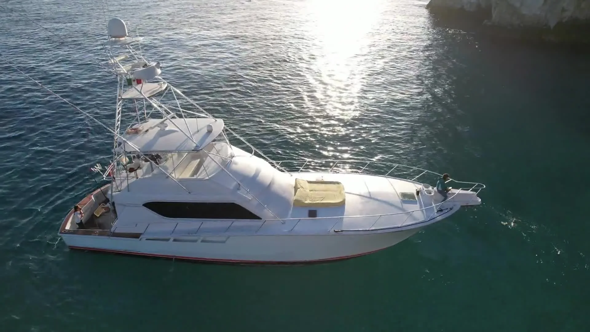 Private deep sea fishing trip for marlin tuna and dorado off Cabo San Lucas coast